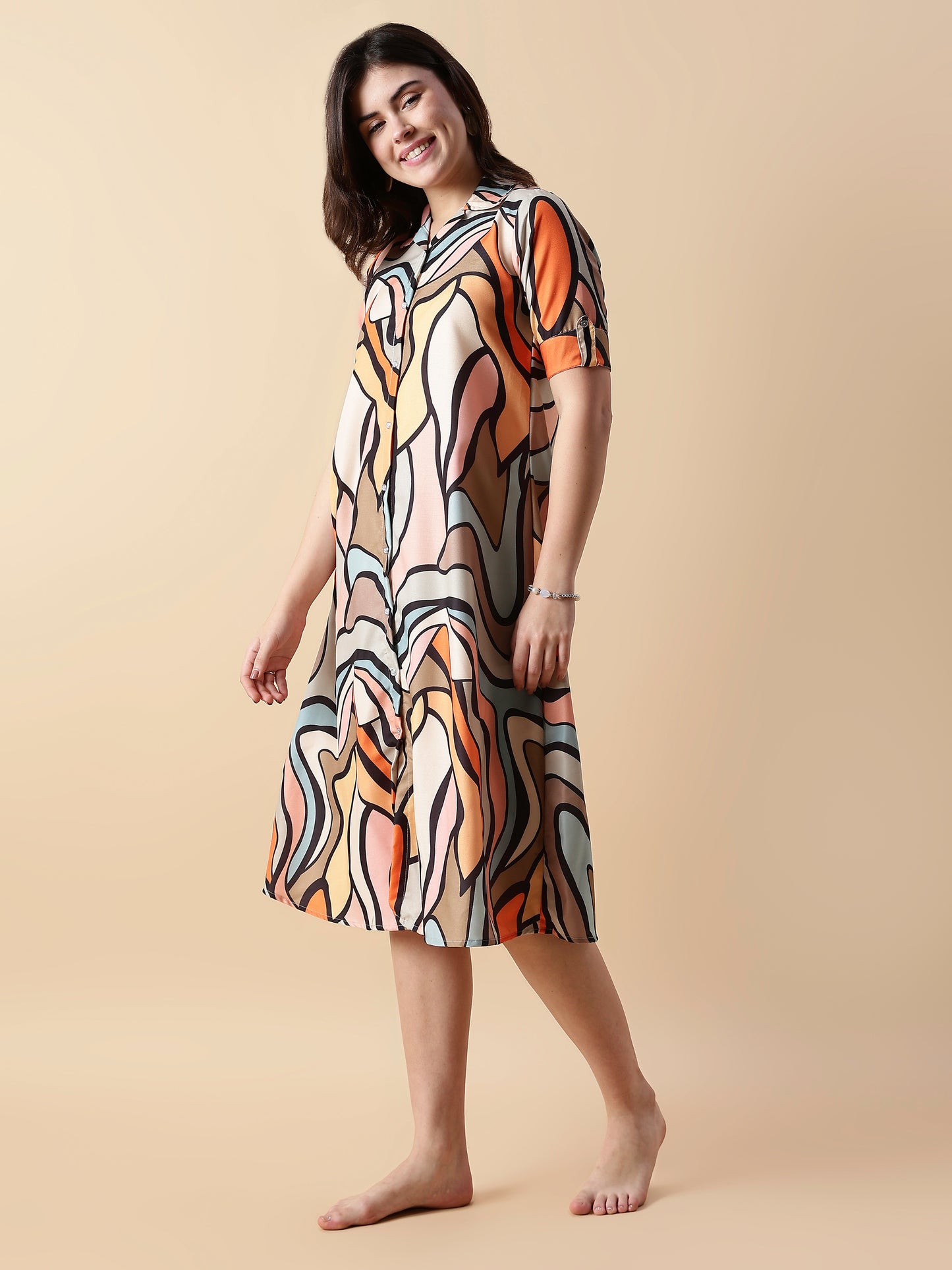 Modern retro print nightdress for girls with short sleeves and shirt collar button front