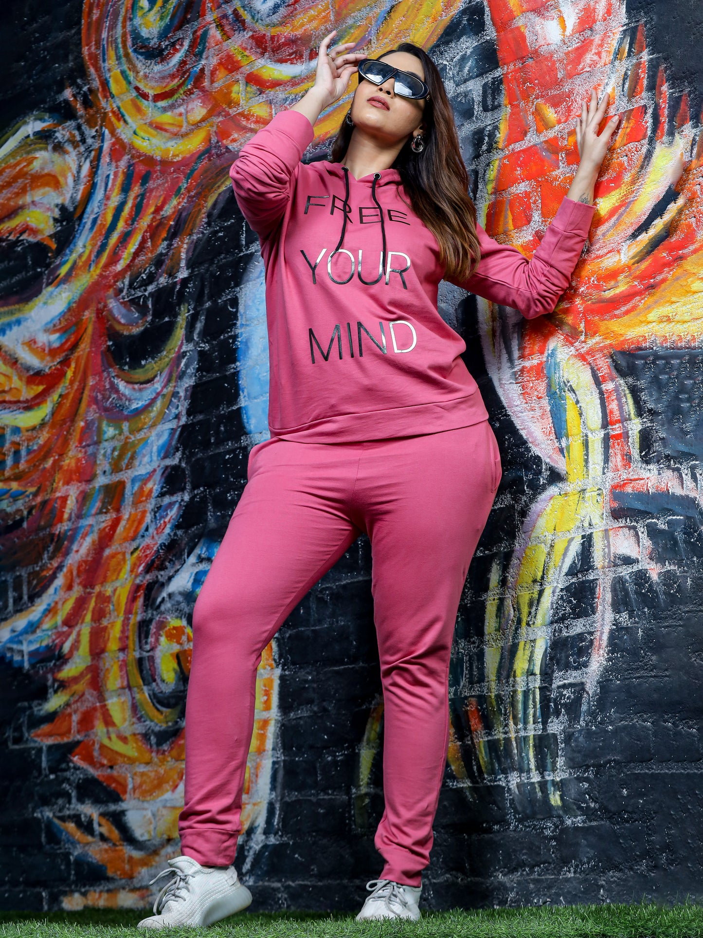 Vintage Rose Cotton Track Suit for Women with Hooded Top and Tapered Pants