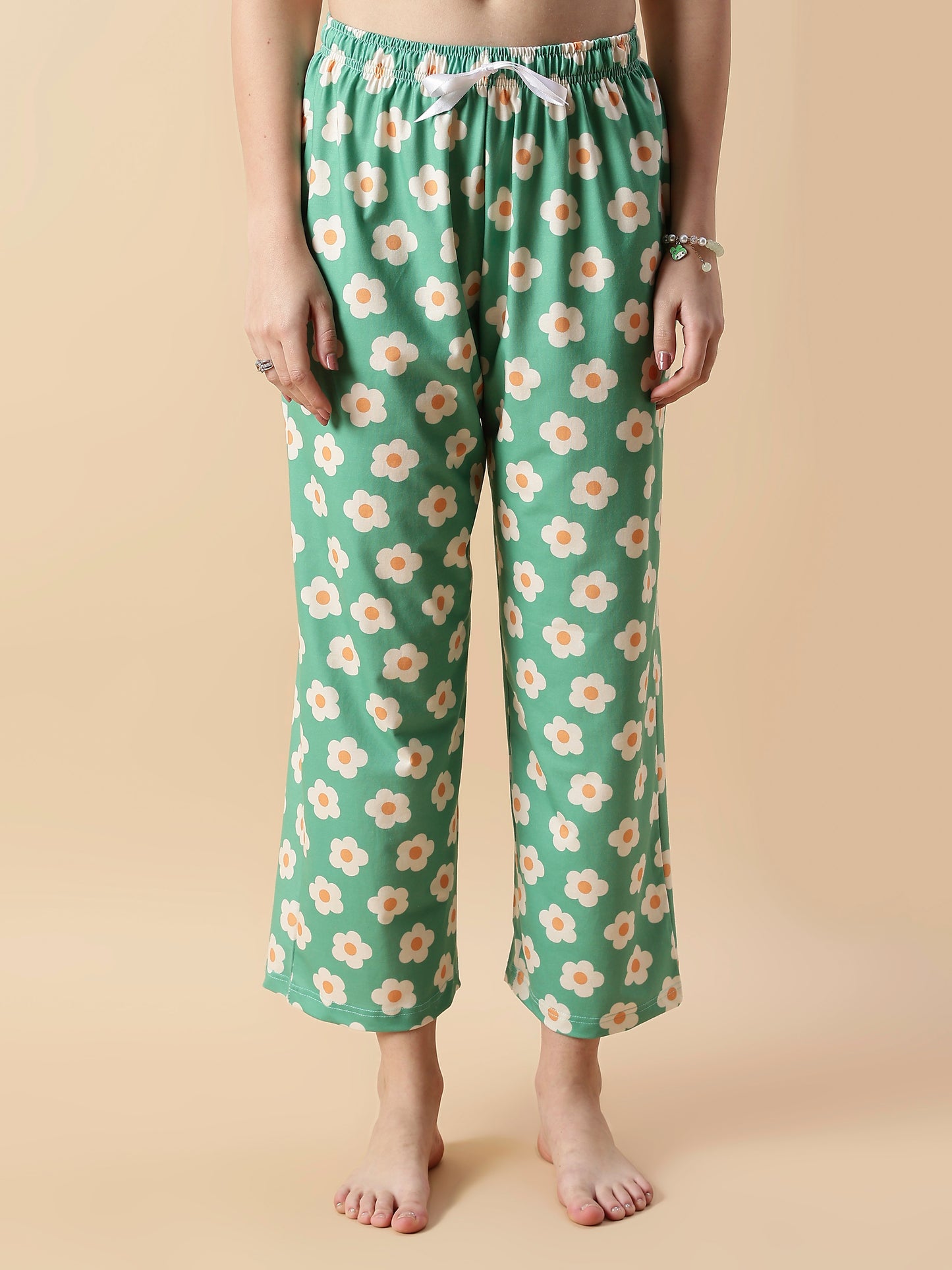 Flower Power Green Daisy Print Soft Loungewear Set
