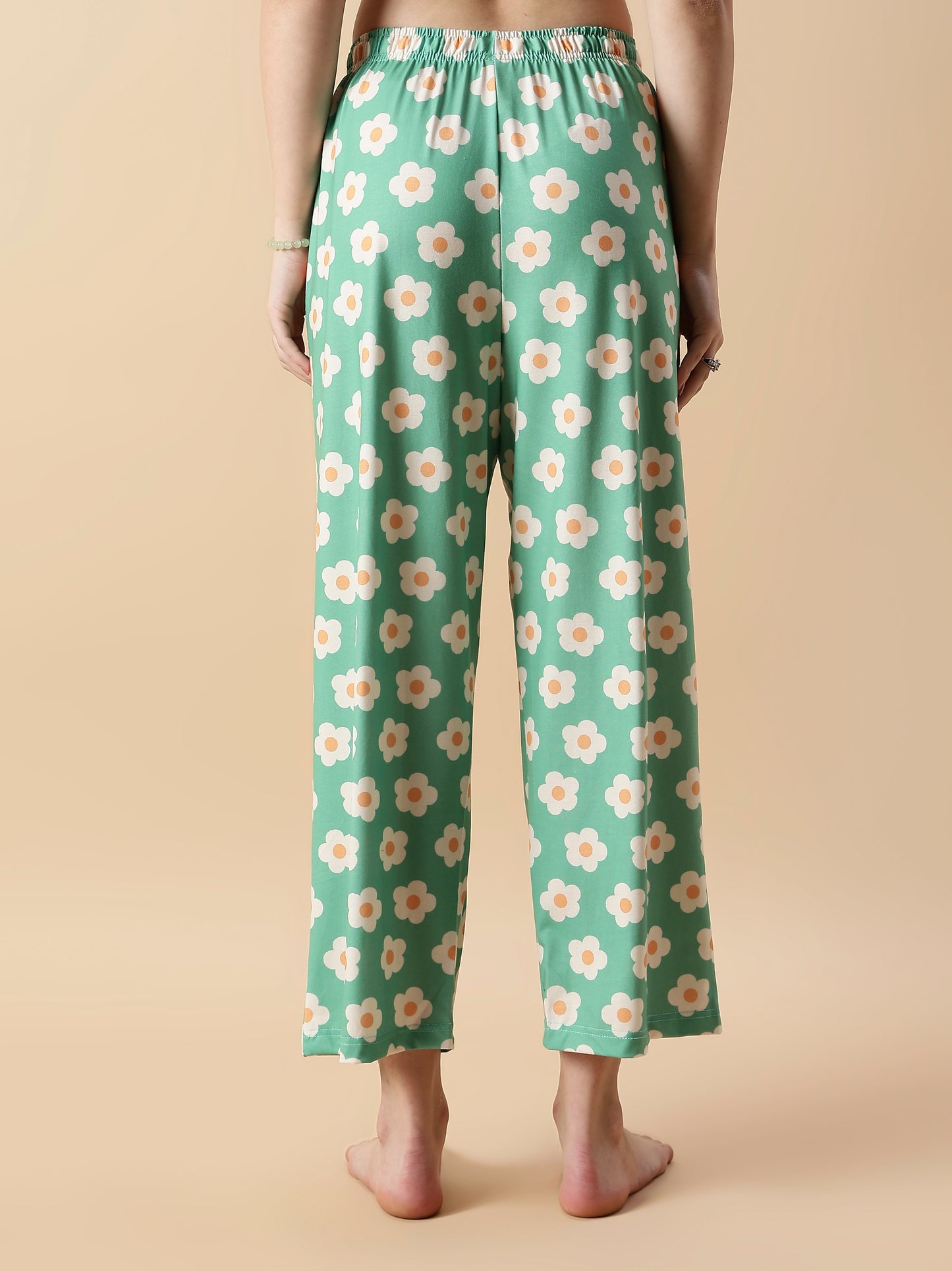 Flower Power Green Daisy Print Soft Loungewear Set