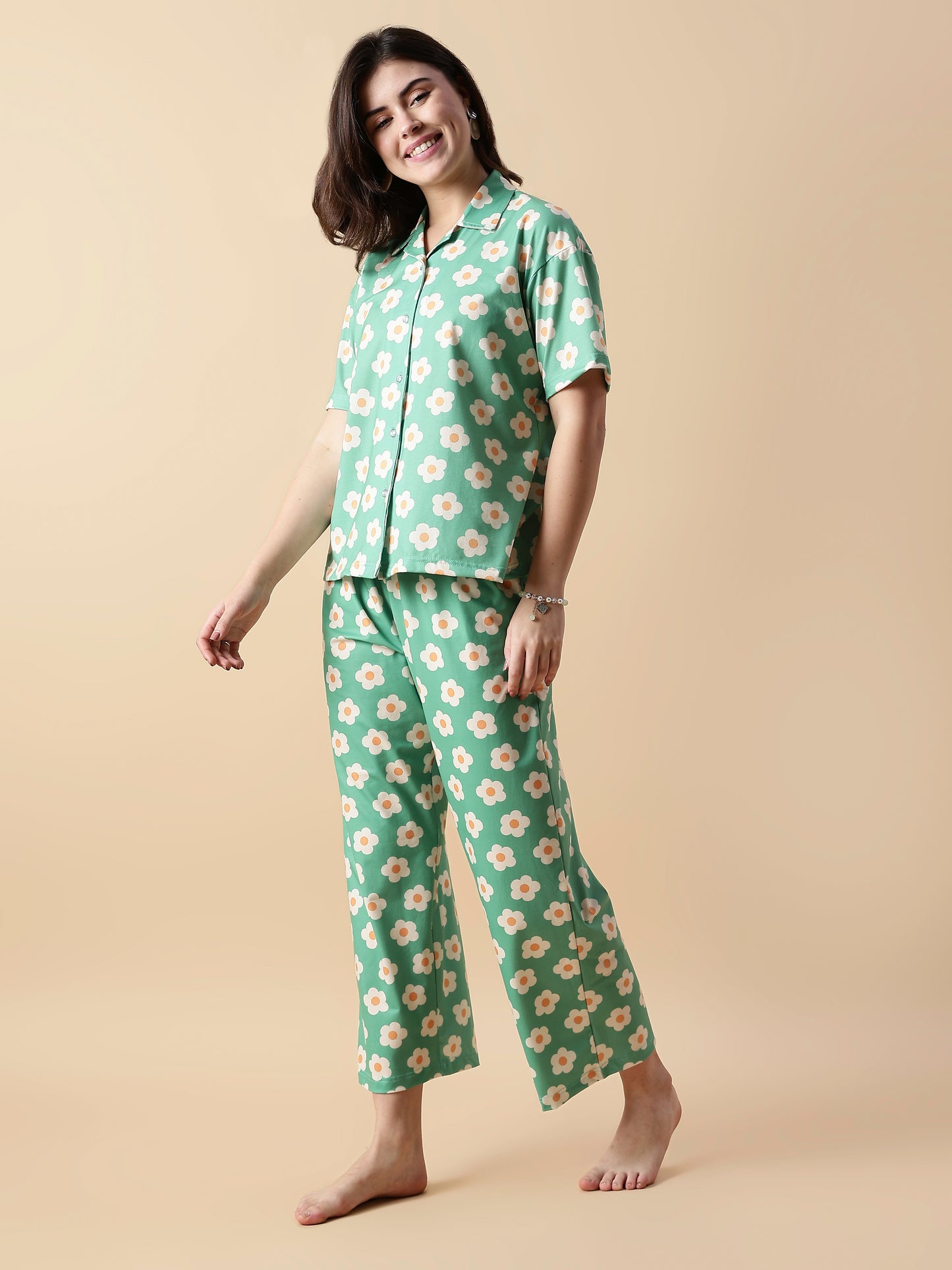 Flower Power Green Daisy Print Soft Loungewear Set