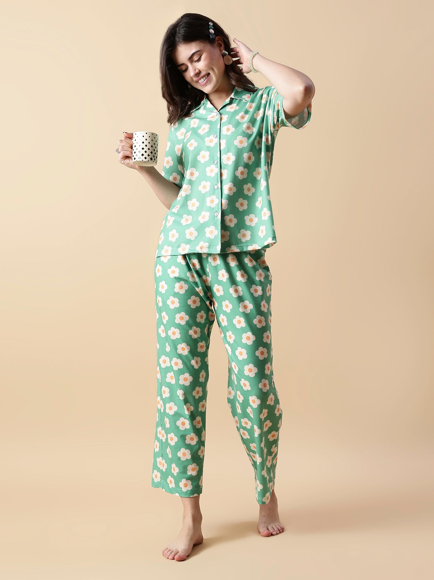 Flower Power Daisy Print Soft Girls Pajama Sets