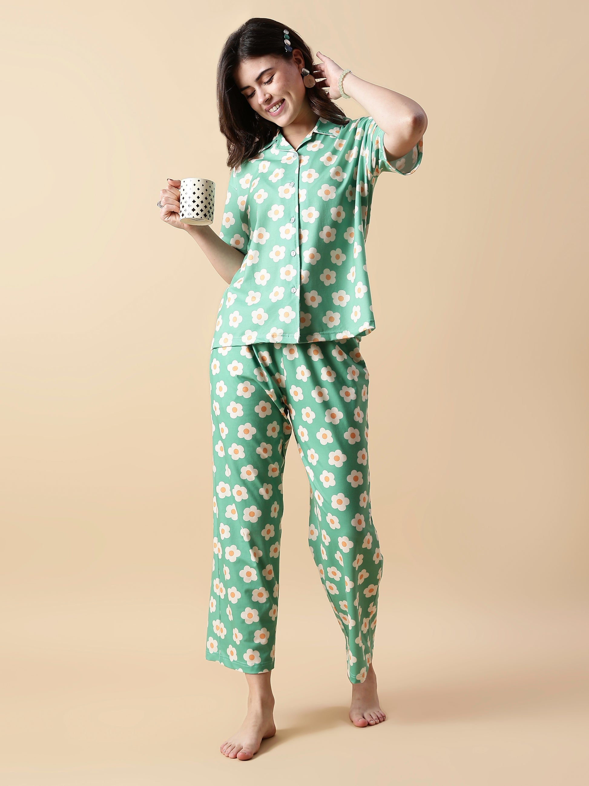 Flower Power Daisy Print Soft Girls Pajama Sets