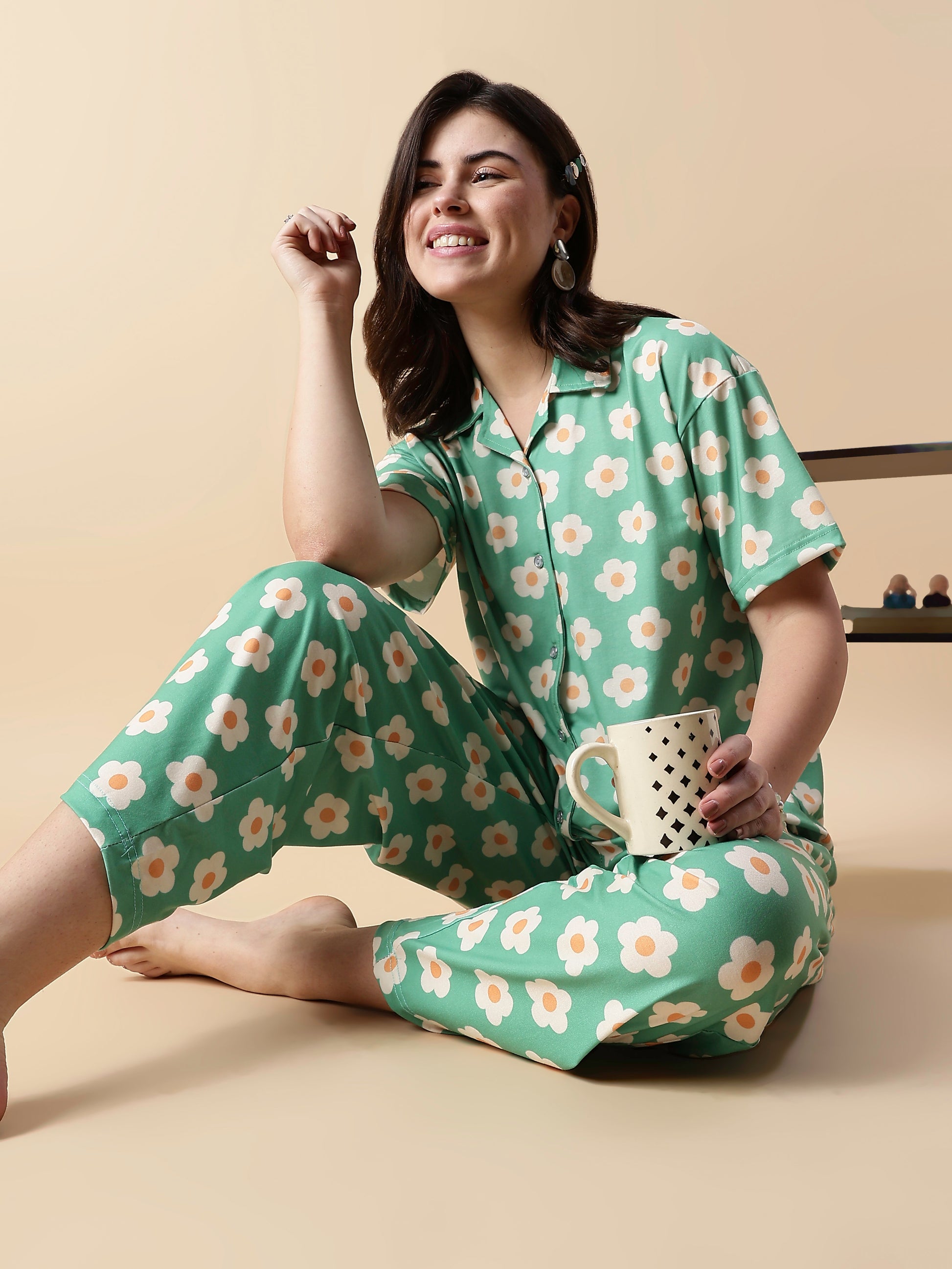 Flower Power Daisy Print Soft Girls Pajama Sets