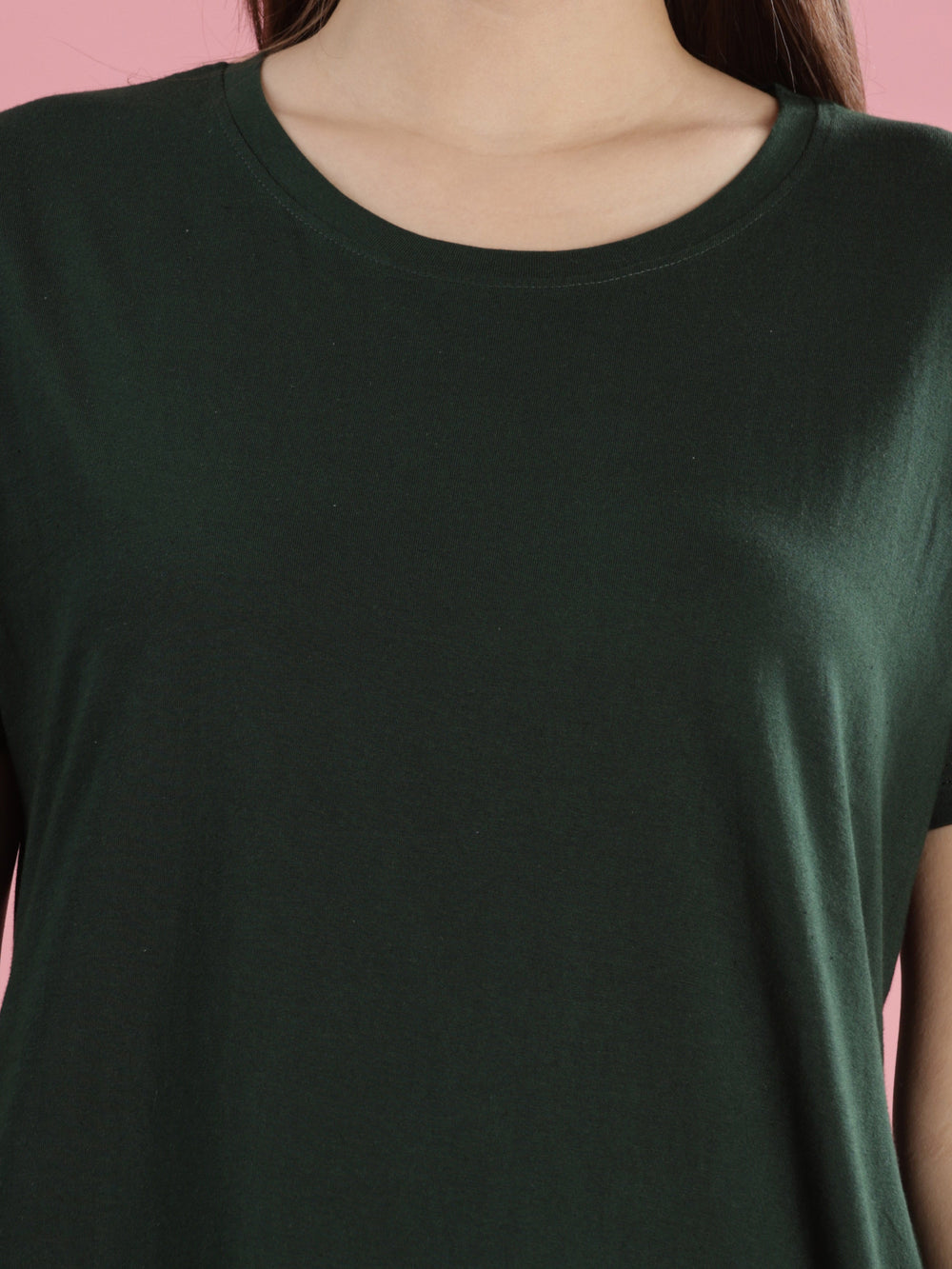 Green cotton gym long tshirt for women with comfortable hip-length fit