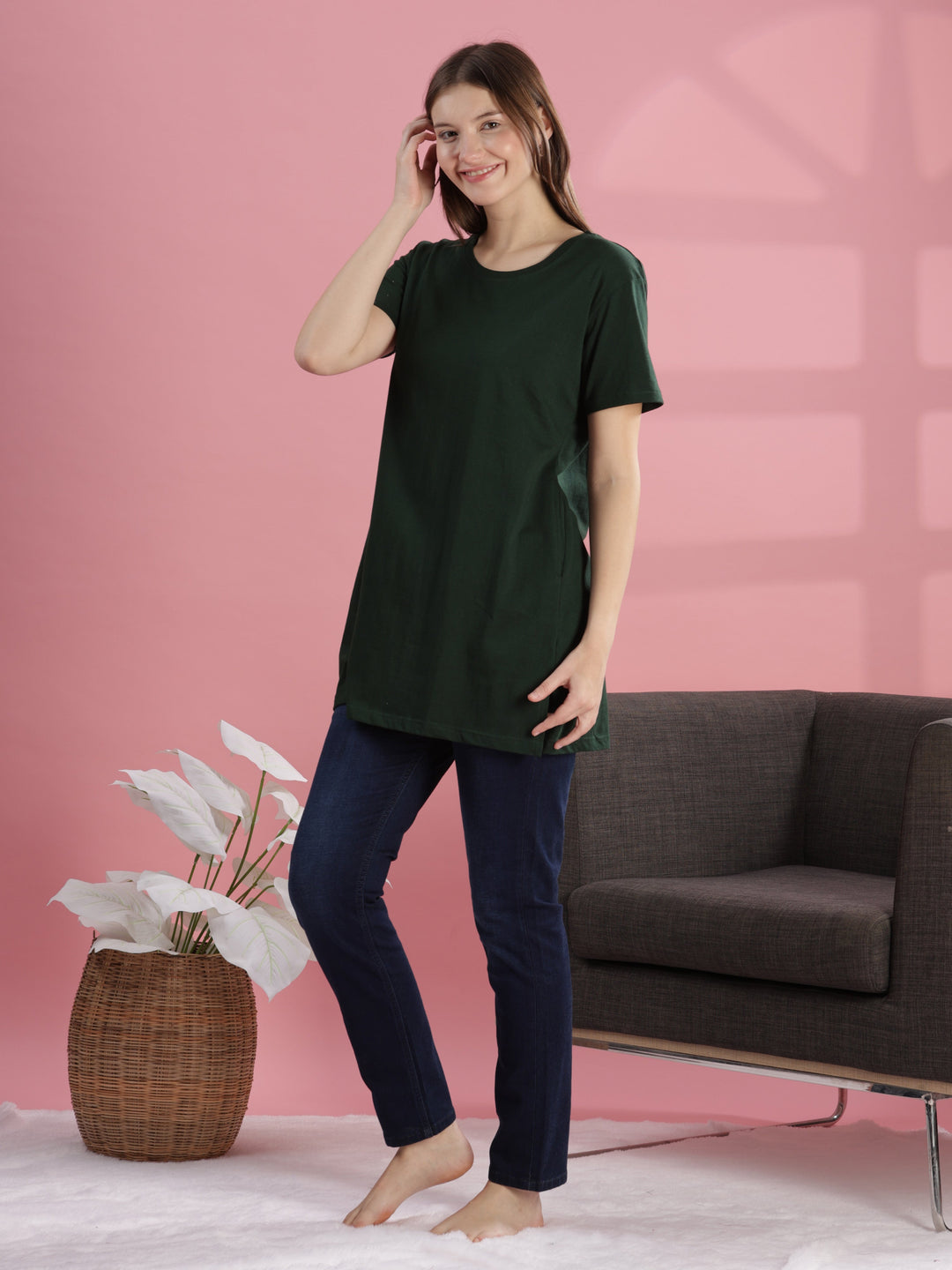 Green cotton gym long tshirt for women with comfortable hip-length fit