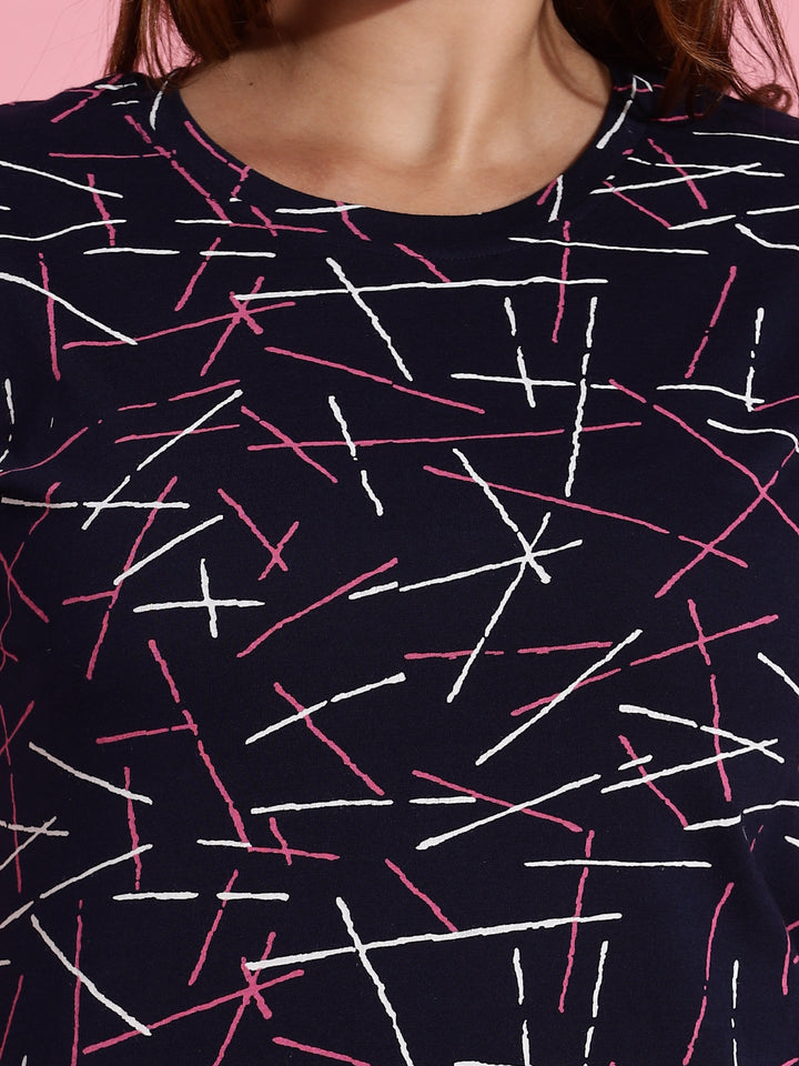 Printed soft cotton short nighty for women in a relaxed fit