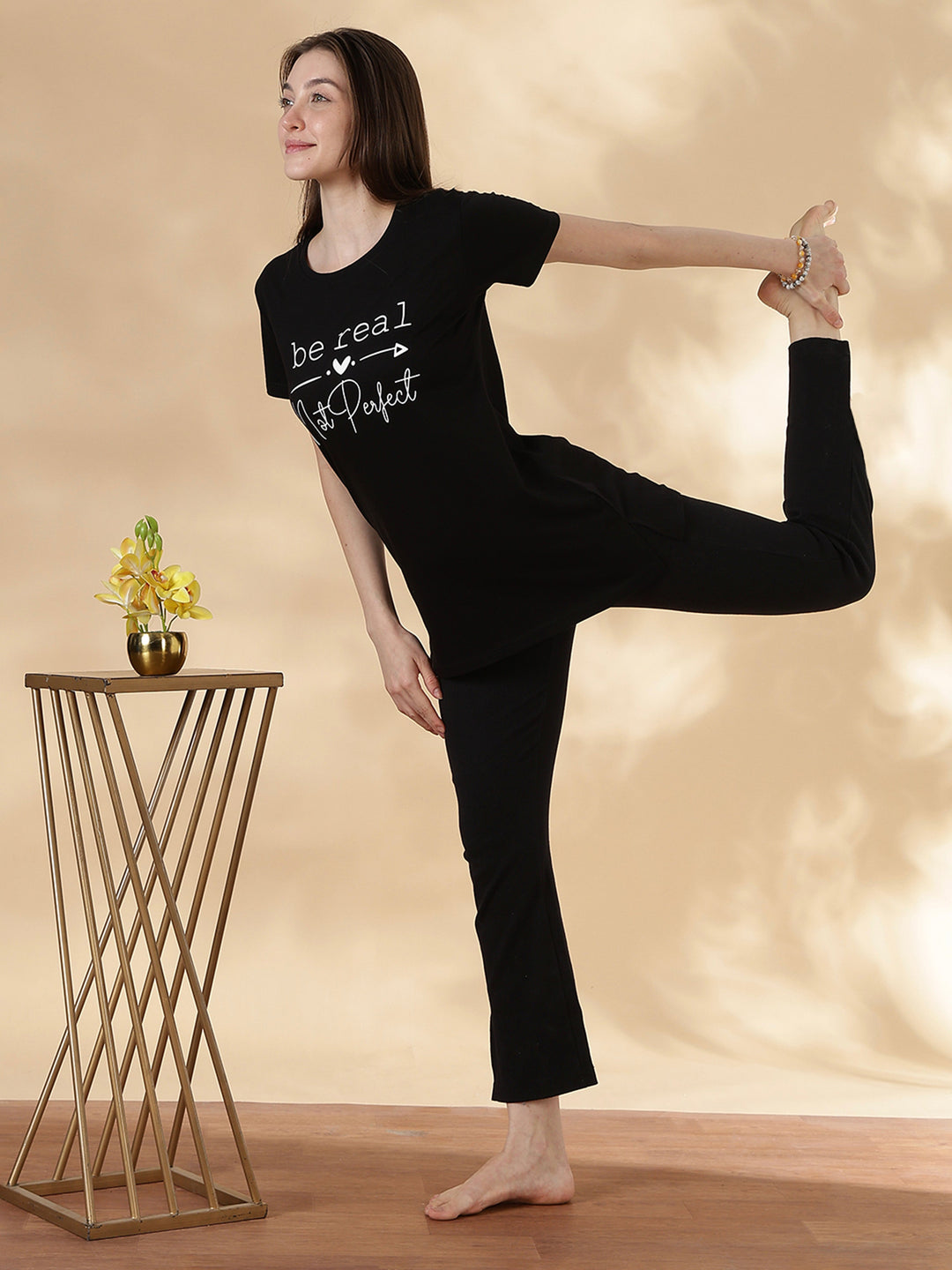 Black cotton plus size long t-shirt for women with pocket