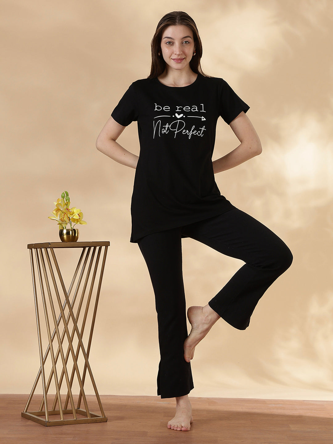Black cotton plus size long t-shirt for women with pocket