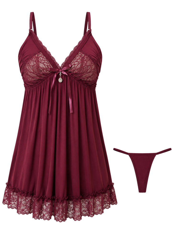 Honeymoon clothes for women who love elegant lace details