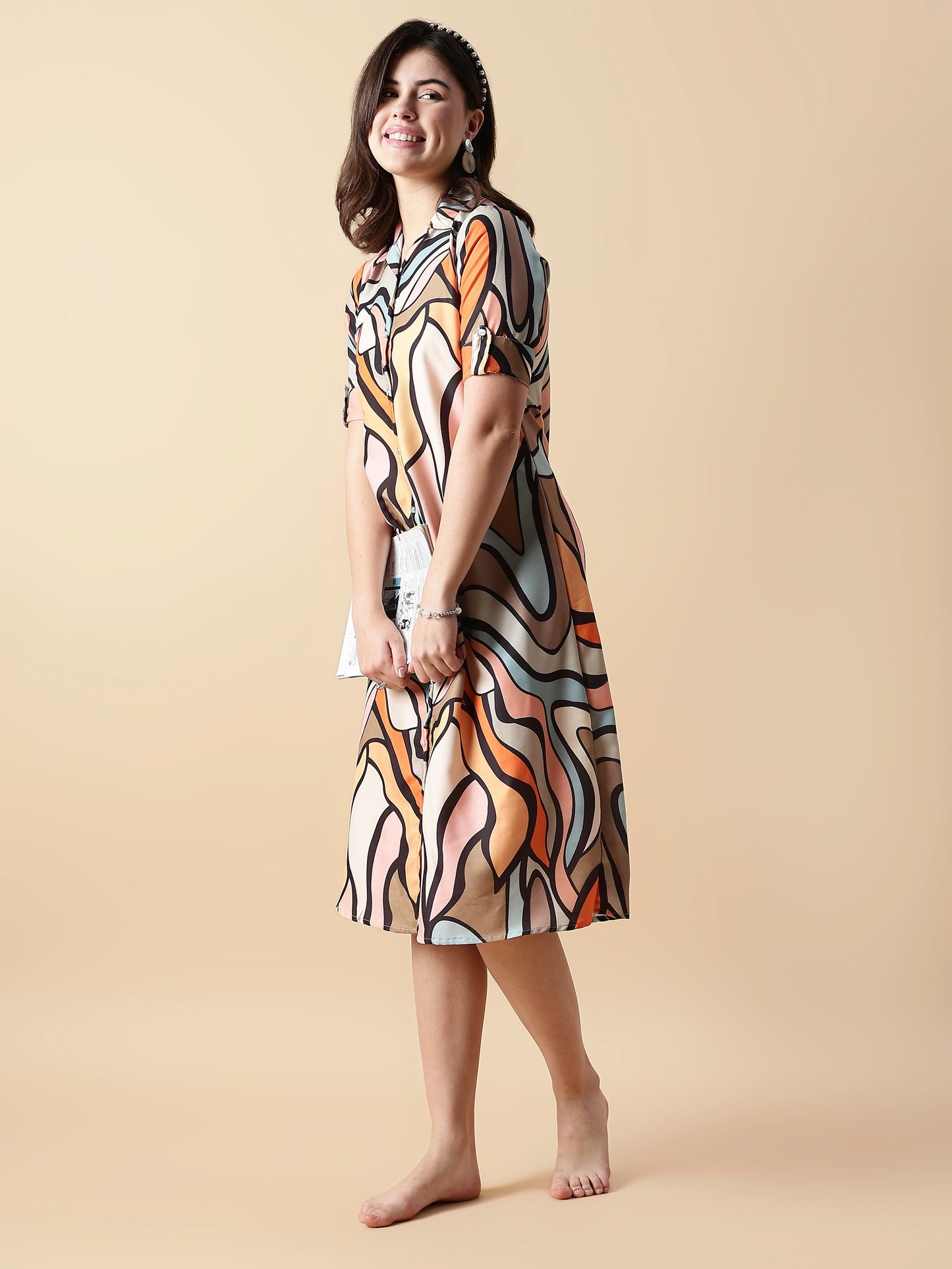 Modern retro print nightdress for girls with short sleeves and shirt collar button front