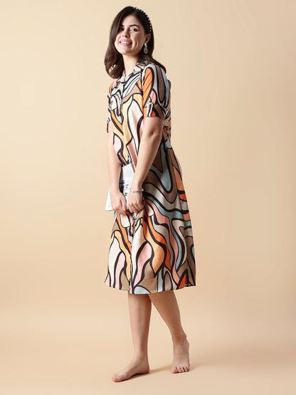 Modern retro print nightdress for girls with short sleeves and shirt collar button front