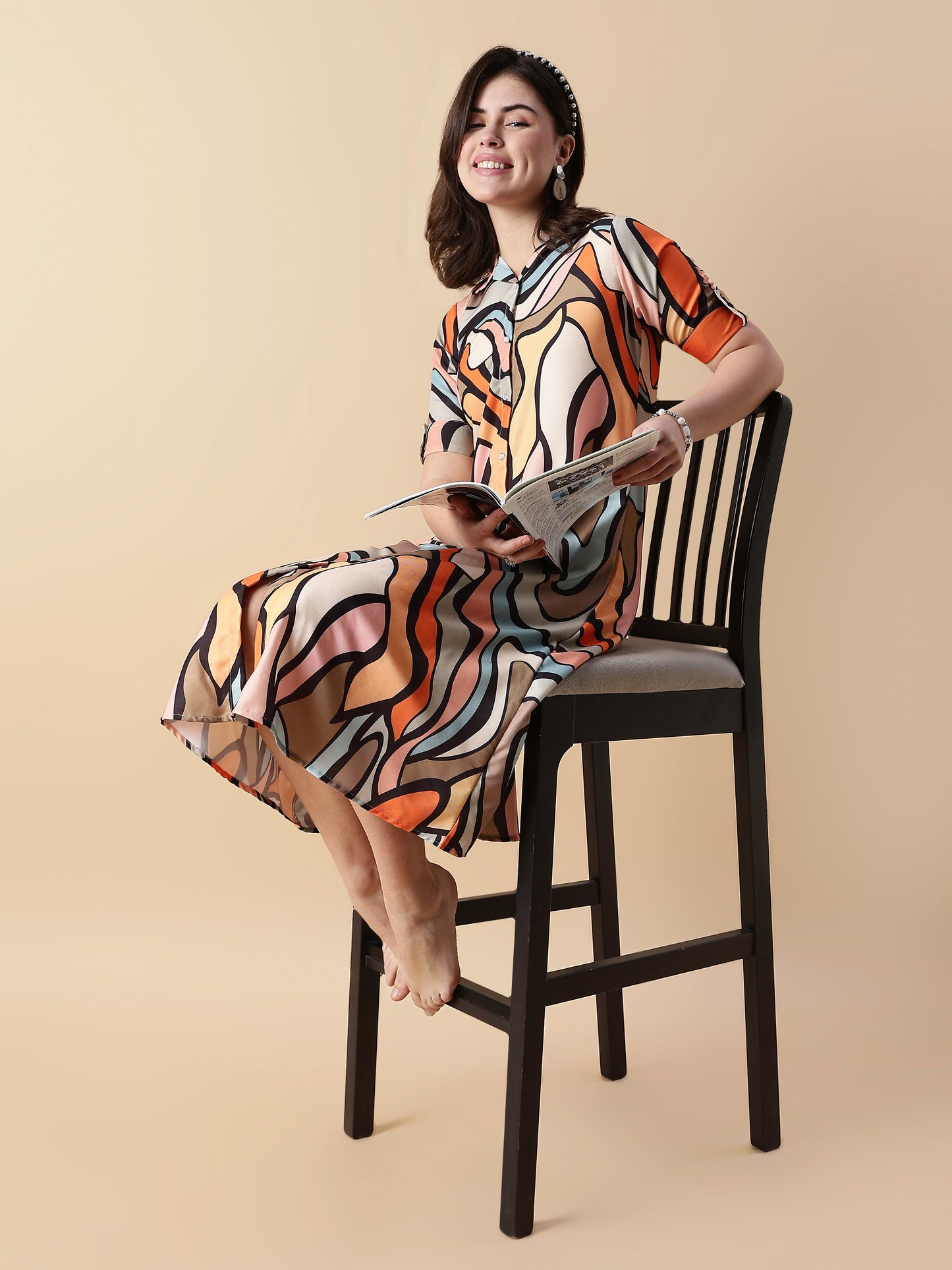 Modern retro print nightdress for girls with short sleeves and shirt collar button front