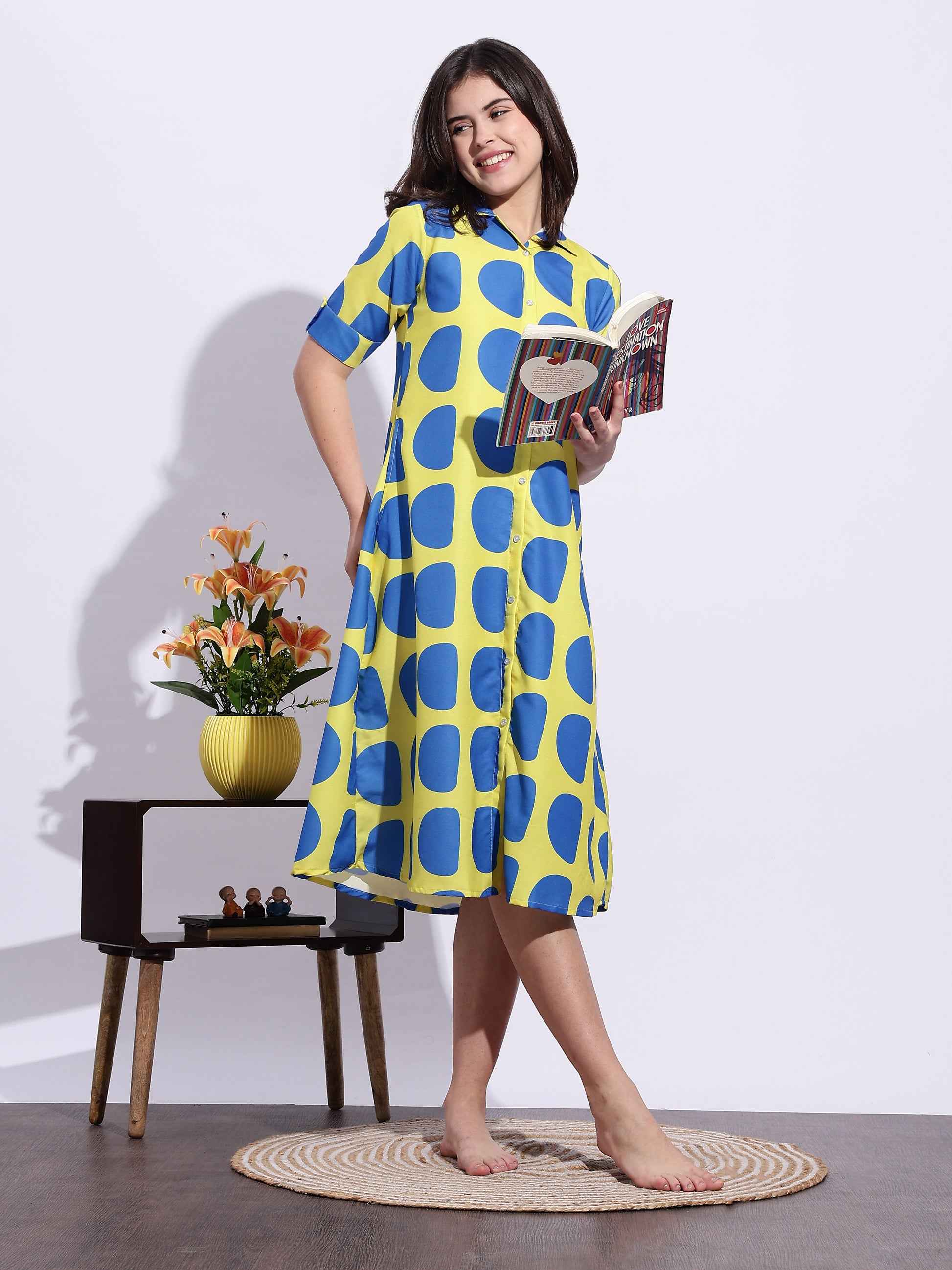 Bubble Blast Print Classy Short Nighty for Girls And Women